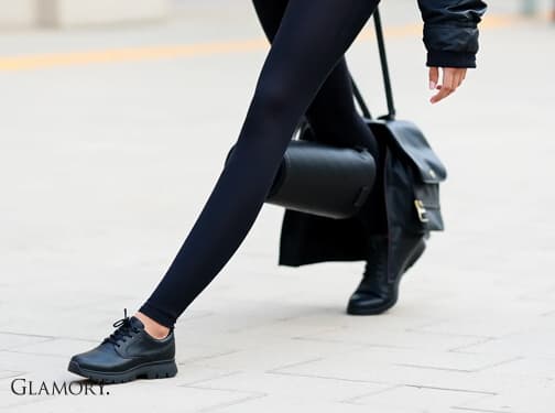 Sportliche Streetstyle-Looks mit Strumpfhosen und Sneakers: Der ultimative Guide für Plus-Size-Fashionistas
